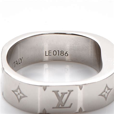 Louis Vuitton men's ring